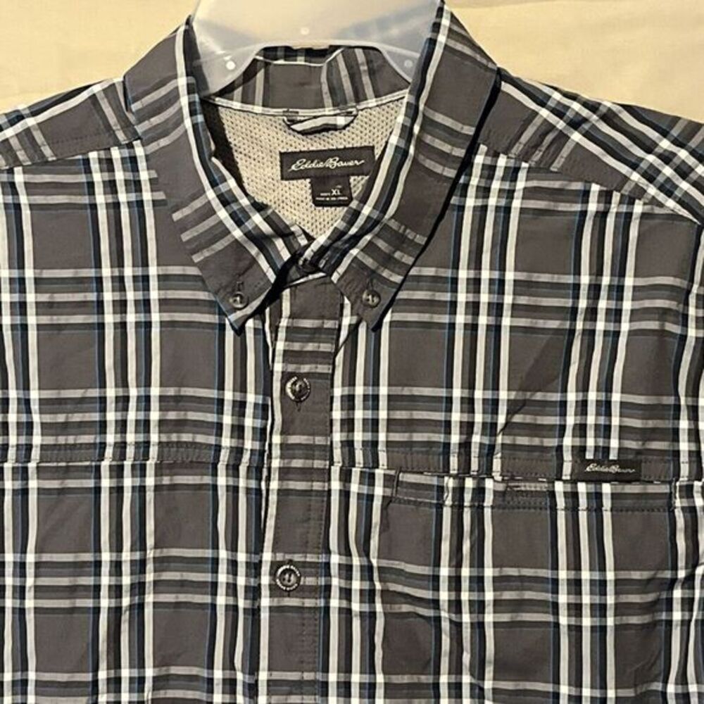 Eddie Bauer Mens Size XL Classic Fit Short Sleeve Button‎ Up Plaid Shirt